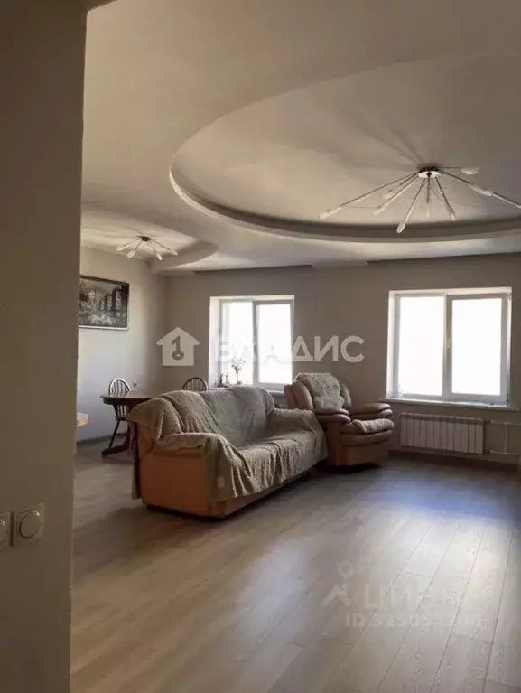 4-к кв. Бурятия, Улан-Удэ Ключевская ул., 55Б (104.2 м) - Фото 1