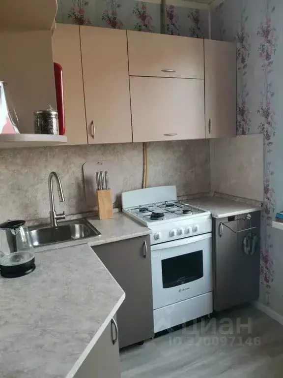 1-к кв. Владимирская область, Гусь-Хрустальный 2-я Народная ул., 9 ... - Фото 1