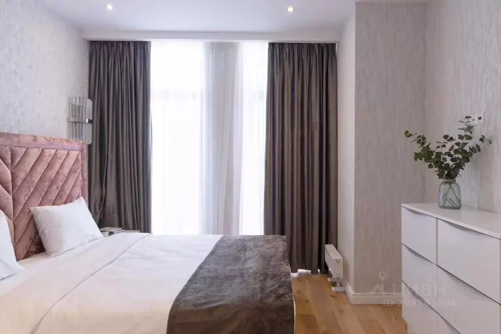 2-к кв. Краснодарский край, Сочи Центральный мкр, ул. Войкова, 16/23 ... - Фото 1