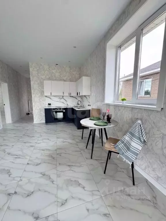 Дом в Амурская область, Благовещенский район, с. Чигири, 4-й мкр ул. ... - Фото 1