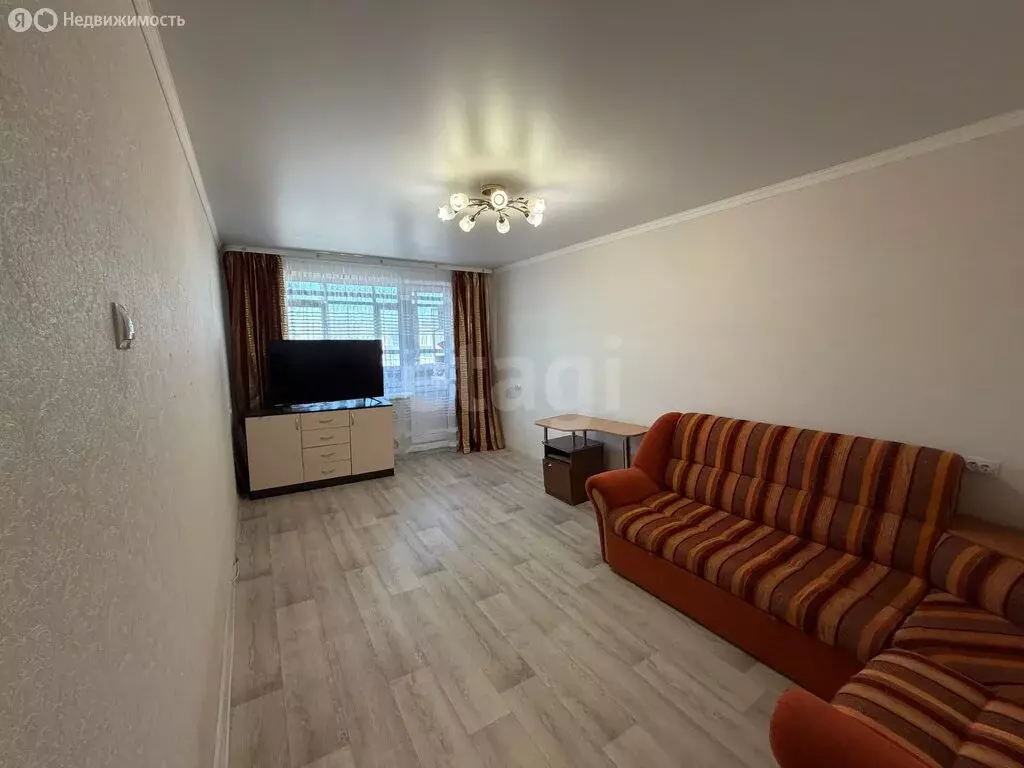 3-комнатная квартира: Орск, посёлок ОЗТП, улица Андреева, 6 (61.2 м) - Фото 2