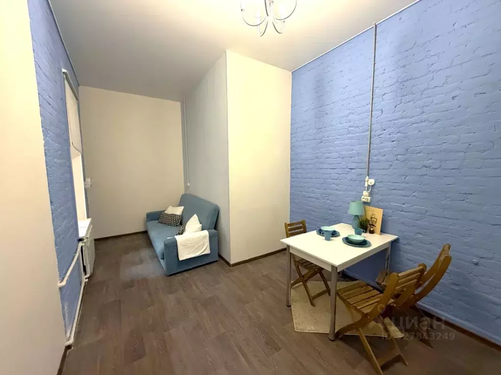 Студия Санкт-Петербург Социалистическая ул., 3 (28.2 м) - Фото 0