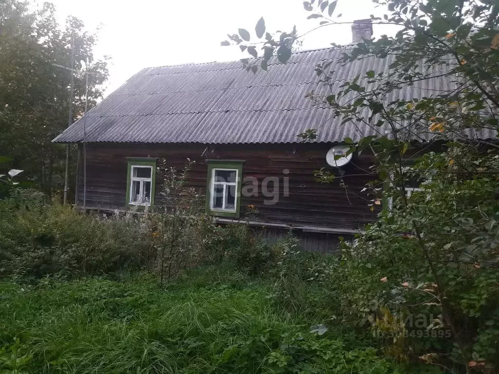 Дом в Псковская область, Пыталовский муниципальный округ, д. Магиново  ... - Фото 0