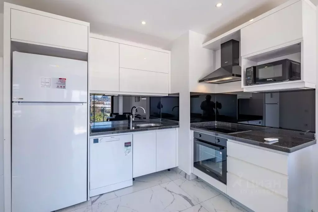 2-к кв. Краснодарский край, Сочи Мамайка мкр, ул. Крымская, 89 (50.0 ... - Фото 2