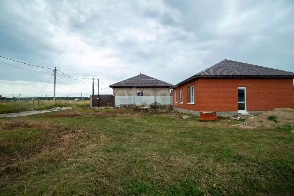 Дом в Ульяновская область, Чердаклинский район, Мирновское с/пос, с. ... - Фото 2