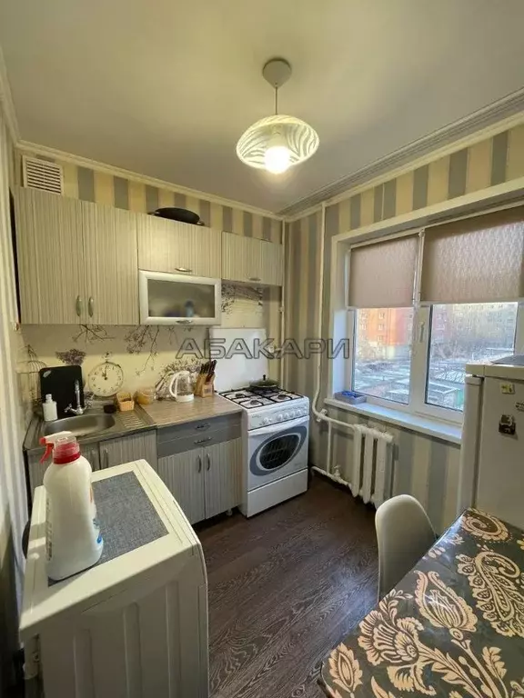 2-к кв. Красноярский край, Красноярск ул. Горького, 32 (54.0 м) - Фото 1