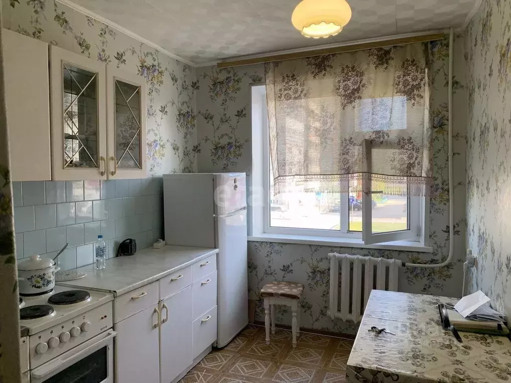 2-к кв. Тюменская область, Тобольск 7А мкр, 7А (51.9 м) - Фото 0