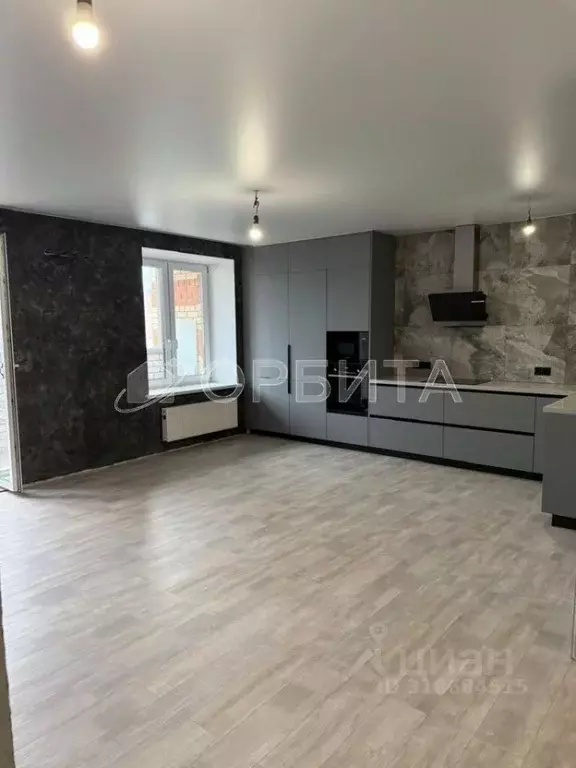 3-к кв. Тюменская область, Тюмень ул. Дмитрия Менделеева, 6к1 (119.5 ... - Фото 1