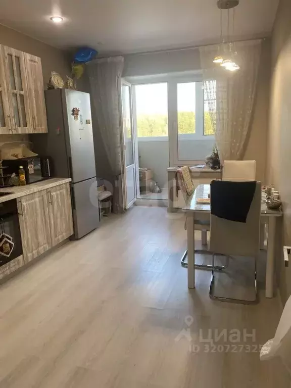 3-к кв. Коми, Ухта ул. Александра Алексеева, 6 (81.8 м) - Фото 1