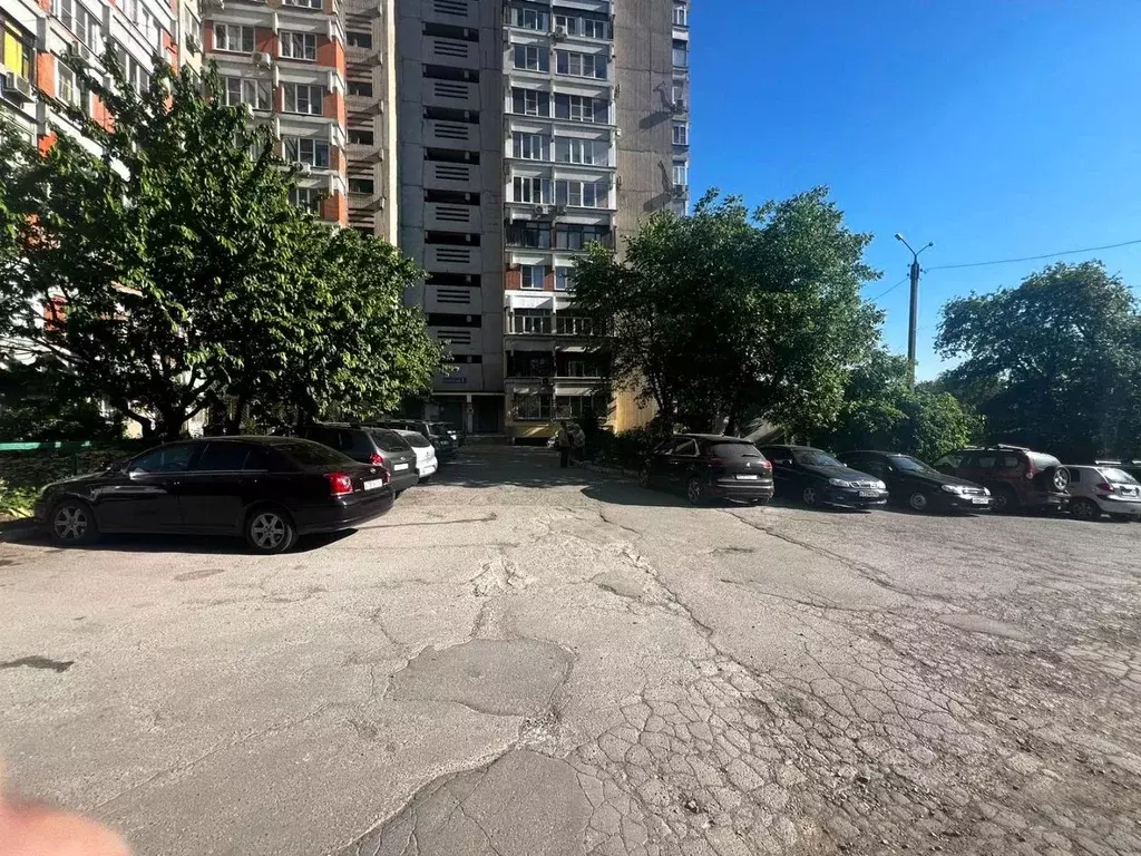 Гараж в Ростовская область, Ростов-на-Дону Грибоедовский пер., 2 (18 ... - Фото 0