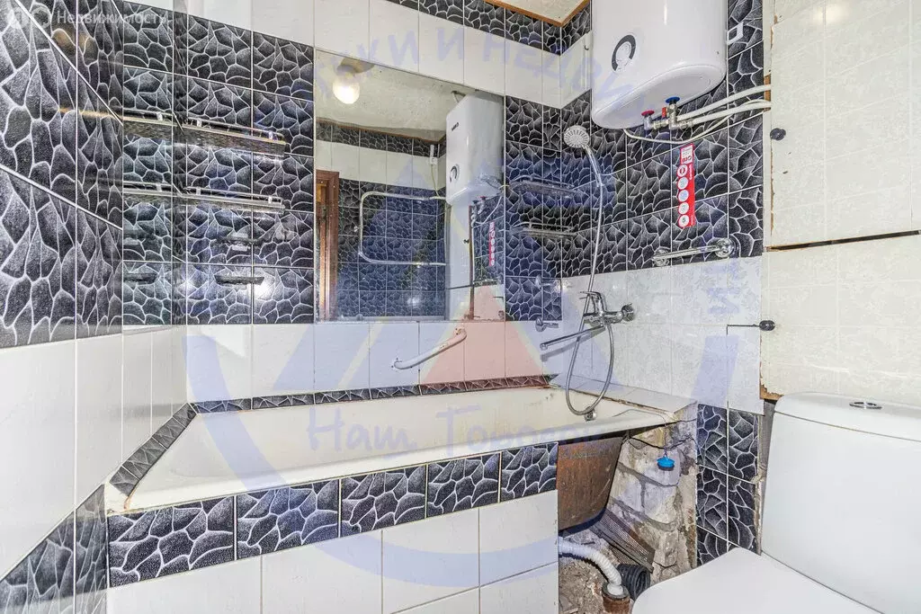 3-комнатная квартира: Курган, улица Савельева, 18 (57.9 м) - Фото 0