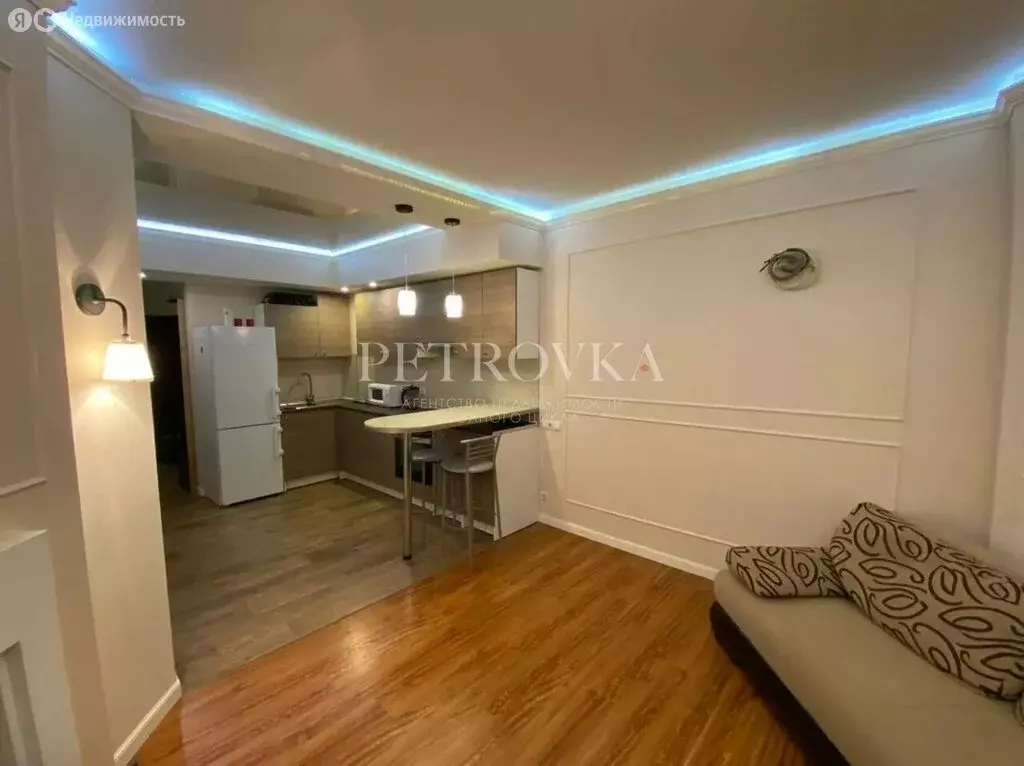3-комнатная квартира: село Немчиновка, Рублёвский проезд, 21 (60 м) - Фото 2