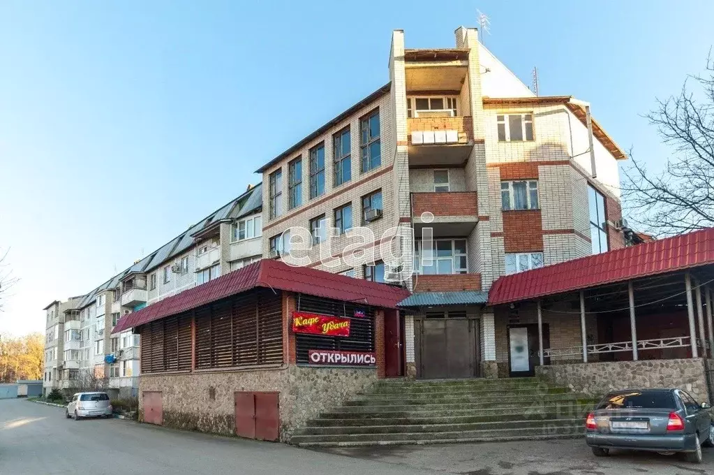 Помещение свободного назначения в Краснодарский край, Горячий Ключ ул. ... - Фото 1