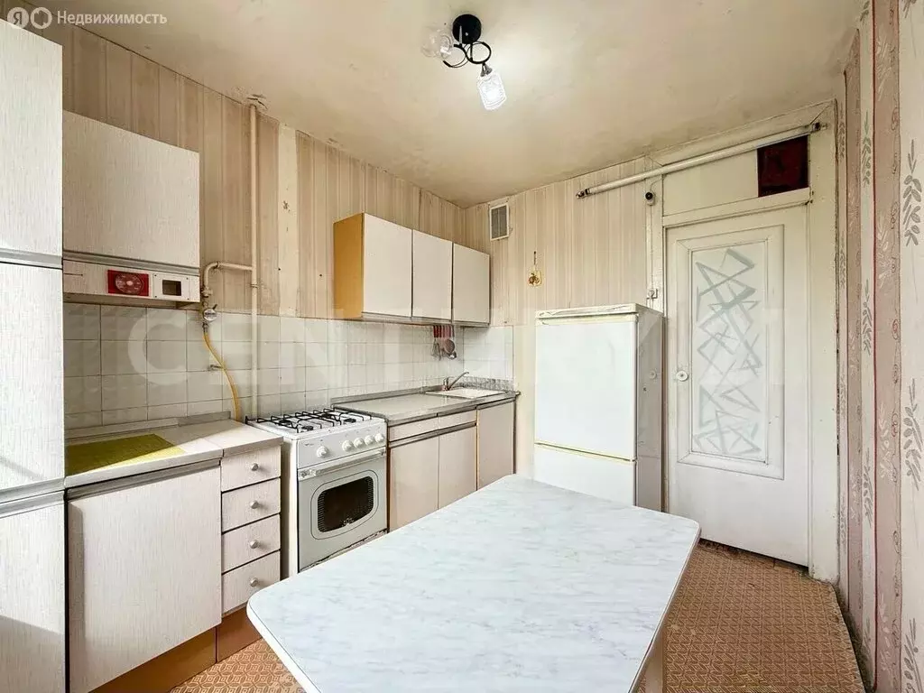 3-комнатная квартира: Чебоксары, улица Гузовского, 3 (65 м) - Фото 2