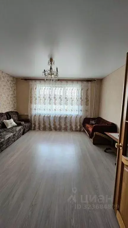 3-к кв. Омская область, Омск ул. Алексея Полторацкого, 52 (72.0 м) - Фото 1