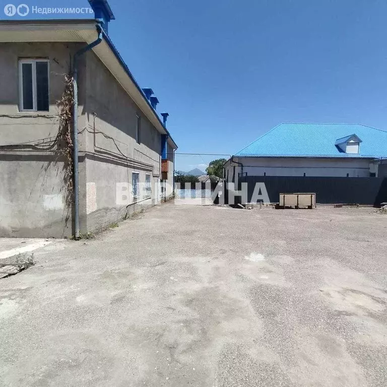2-комнатная квартира: Ессентукская, Этокская улица, 190/2 (67.8 м) - Фото 0