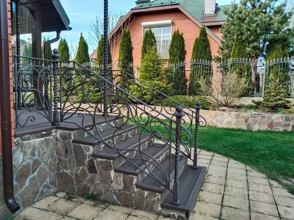 Дом в Московская область, Клин ул. Лавровская дорога, 54 (242 м) - Фото 0