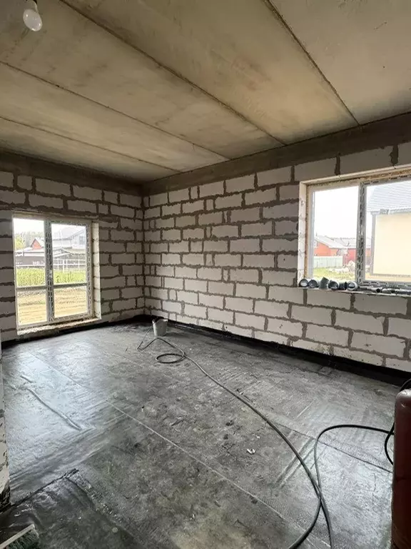 Дом в Калужская область, Совхоз Боровский с/пос, д. Кабицыно ул. ... - Фото 1