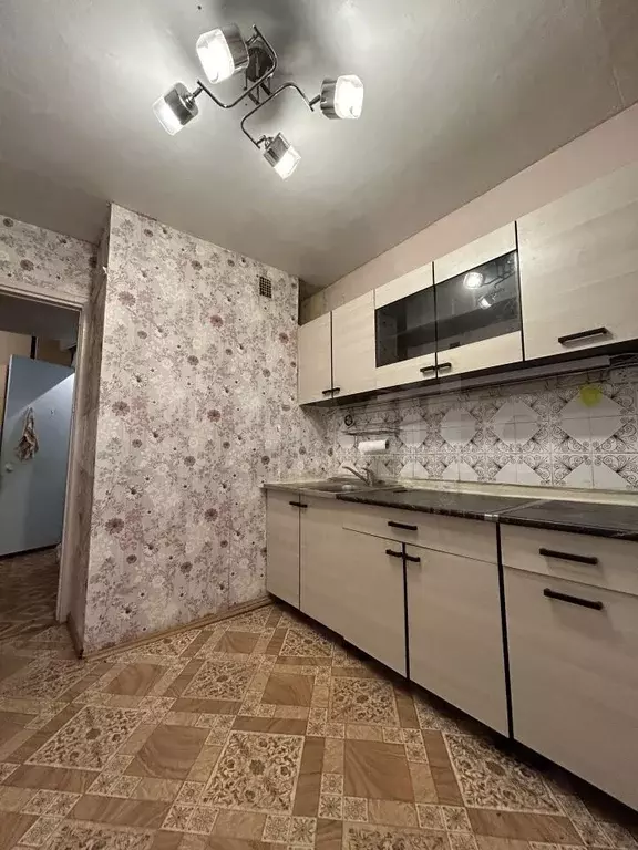 2-к. квартира, 47,5 м, 1/9 эт. - Фото 0