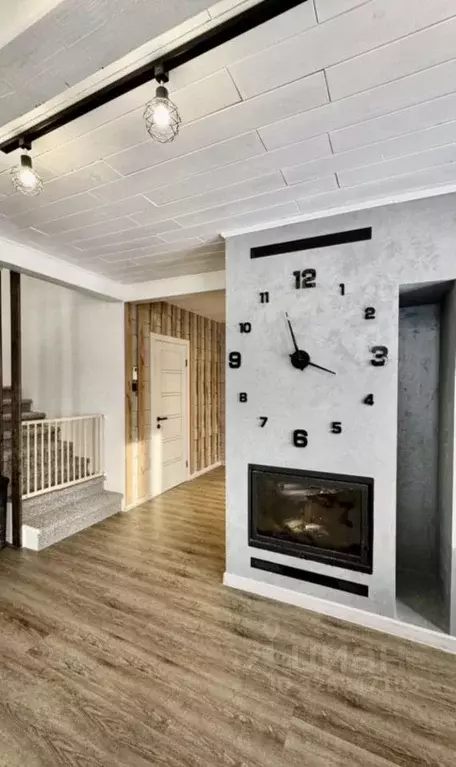 Коттедж в Красноярский край, Красноярск ул. Талнахская, 15 (122 м) - Фото 1