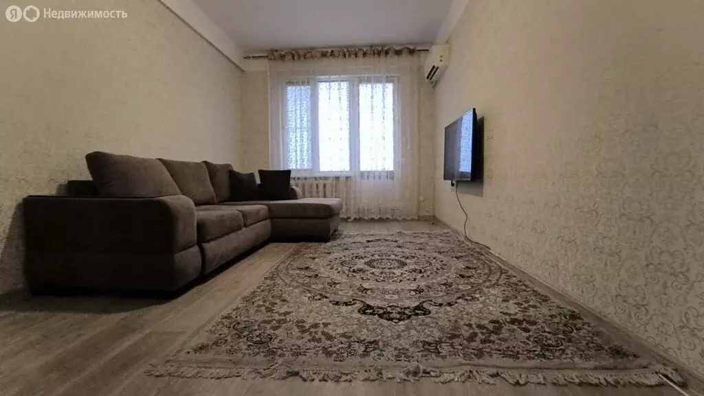 1-комнатная квартира: Махачкала, улица Абдулхакима Исмаилова, 36 (36 ... - Фото 1