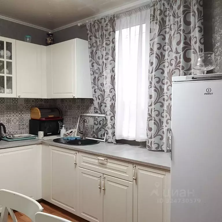 Дом в Башкортостан, Иглинский сельсовет, с. Иглино ул. Железнодорожная ... - Фото 2