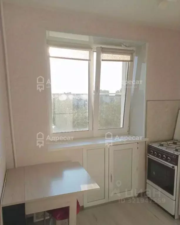 1-к кв. Волгоградская область, Волгоград ул. 64-й Армии, 83 (31.4 м) - Фото 0