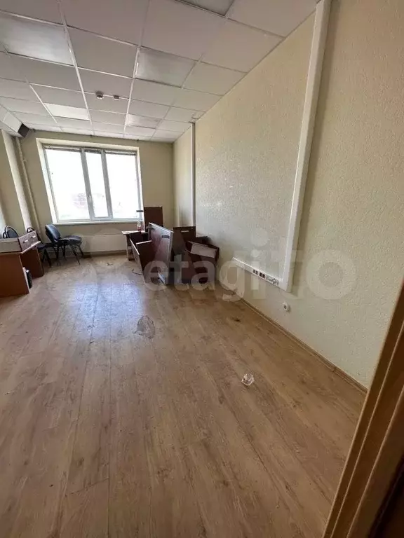 продам офисное помещение, 18.4 м - Фото 1