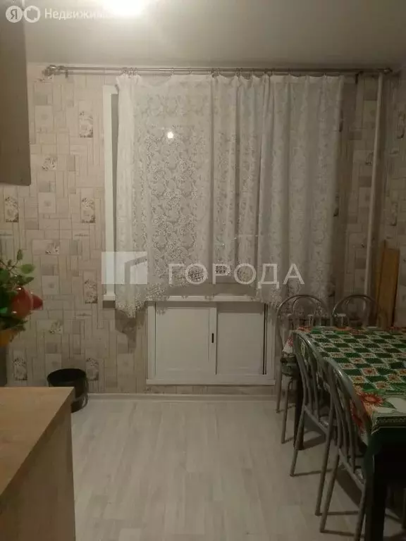 3-комнатная квартира: Новокузнецк, микрорайон Новобайдаевский, ... - Фото 1