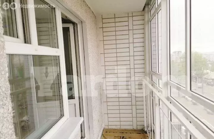 Квартира-студия: Красноярск, улица Академика Киренского, 33 (37 м) - Фото 1