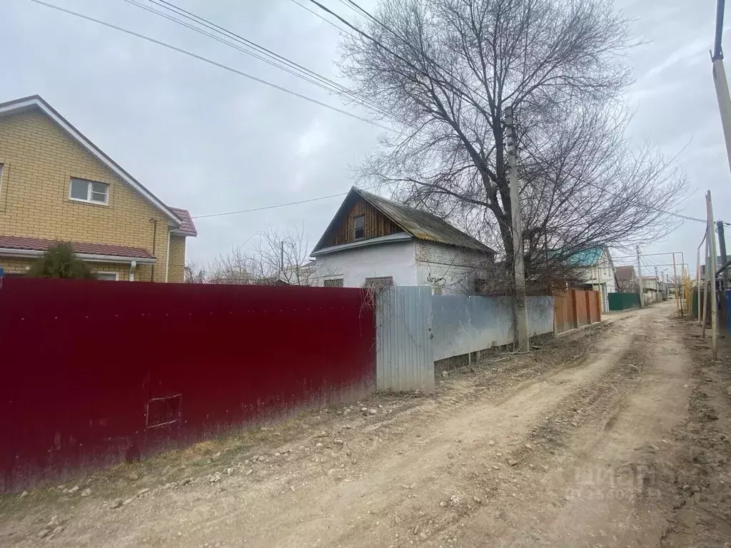 Дом в Астраханская область, Астрахань ул. 2-я Ровная, 84 (39 м) - Фото 1