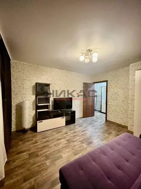 1-к. квартира, 40м, 2/10эт. - Фото 1