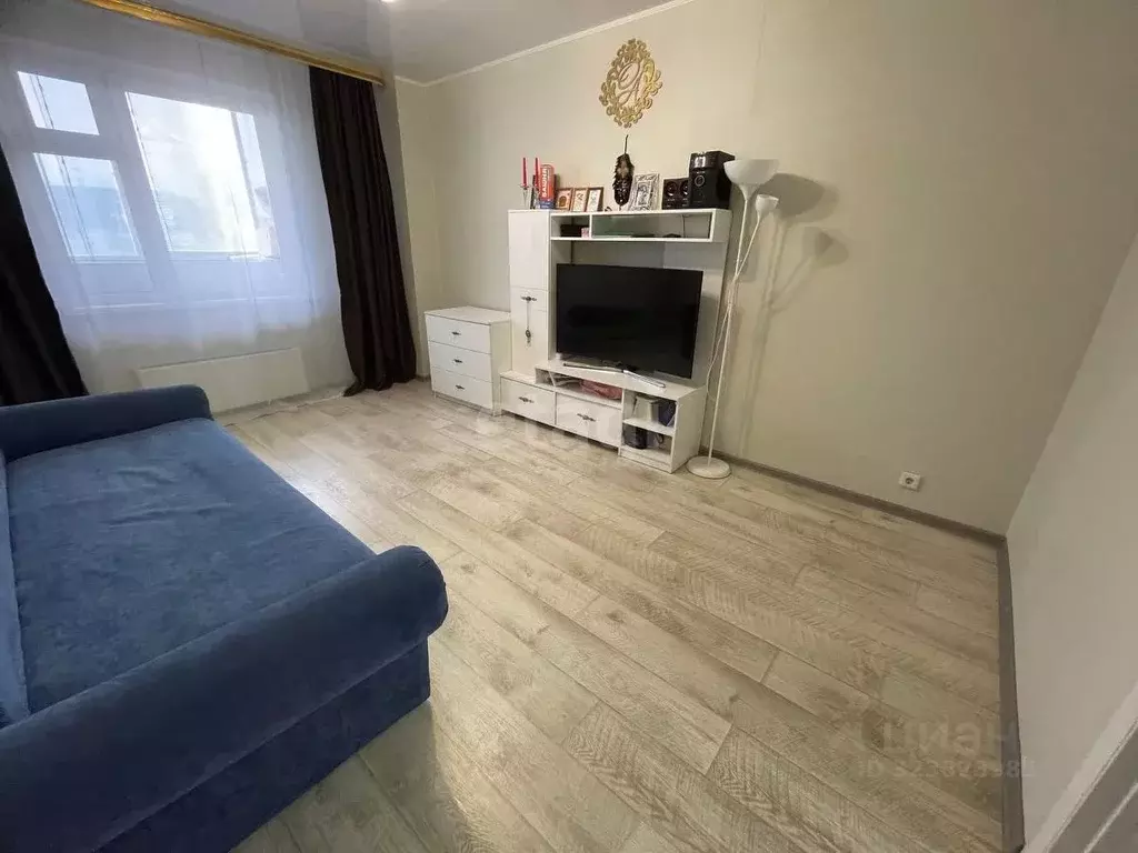 1-к кв. Саха (Якутия), Якутск ул. Жорницкого, 7/32 (35.3 м) - Фото 1