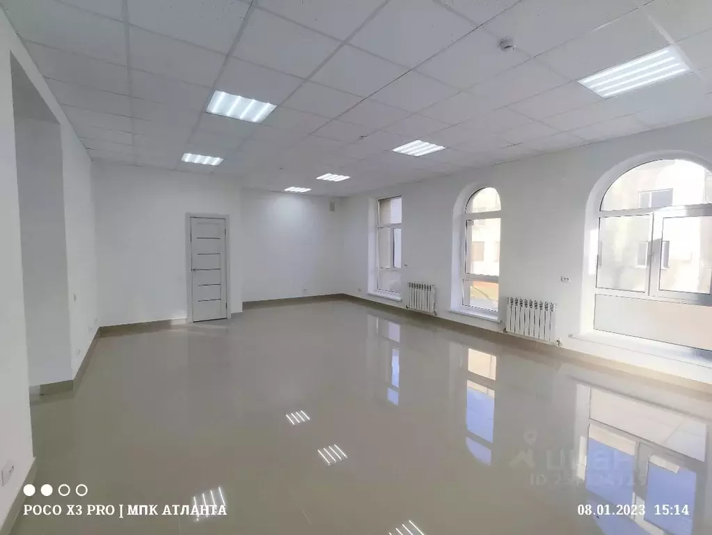 Помещение свободного назначения в Крым, Керчь ул. Комарова, 6 (95 м) - Фото 1