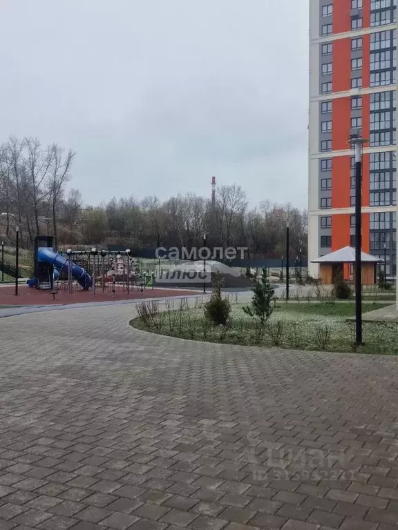 2-к кв. Тульская область, Тула ул. Седова, 26к2 (64.2 м) - Фото 0