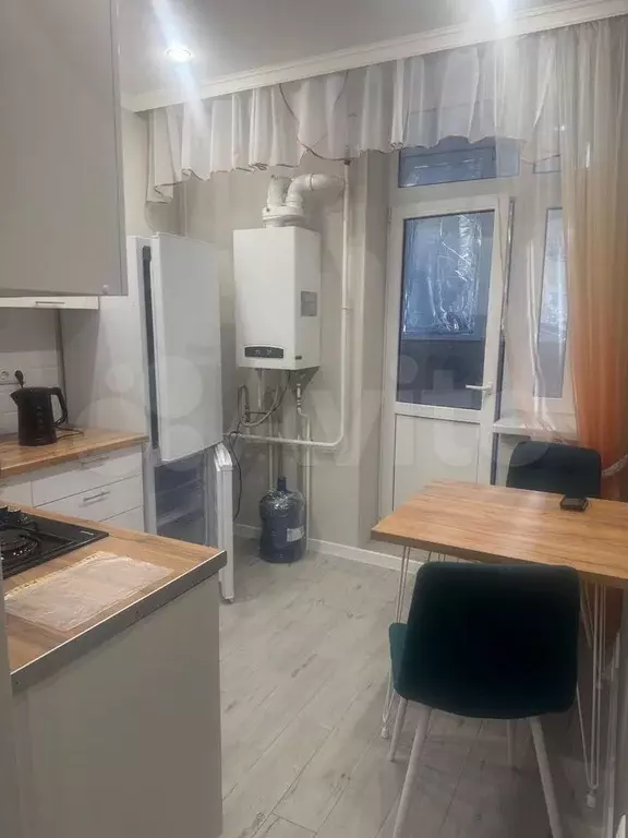 1-к. квартира, 35 м, 13/22 эт. - Фото 0