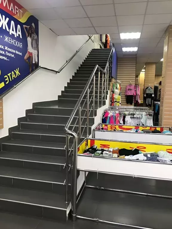 Торговая площадь в Краснодарский край, Кореновск ул. Розы Люксембург, ... - Фото 2