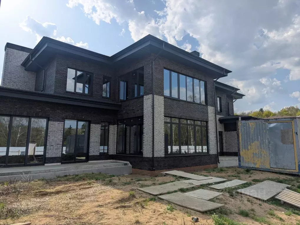 Коттедж в Москва д. Нижнее Валуево, Валуевская слобода кп,  (471 м) - Фото 1