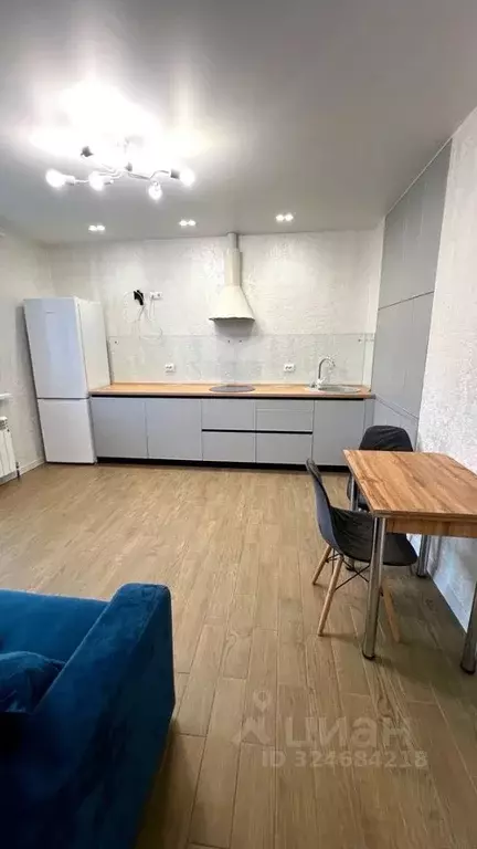 1-к кв. Омская область, Омск бул. М.М. Кузьмина, 15 (42.0 м) - Фото 2