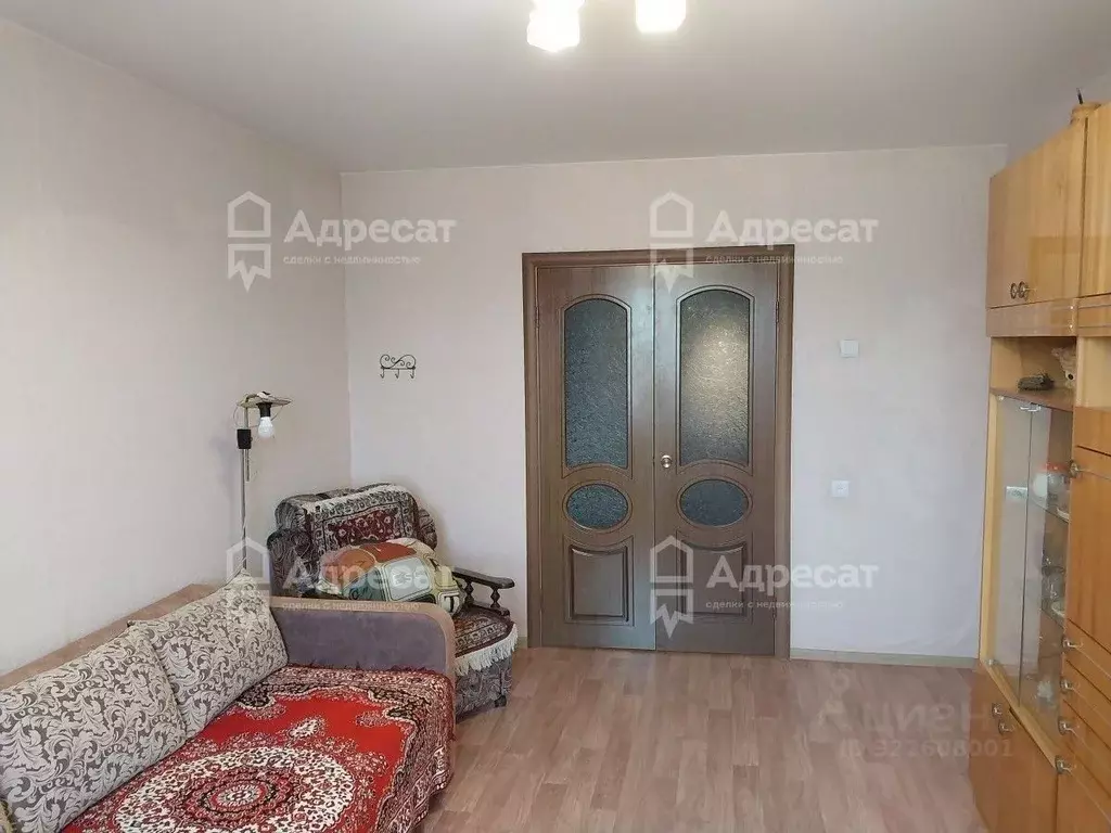 3-к кв. Волгоградская область, Волгоград ул. Кирова, 96 (69.1 м) - Фото 1