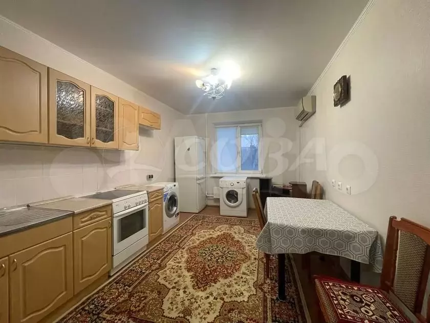 1-к. квартира, 45 м, 5/10 эт. - Фото 0