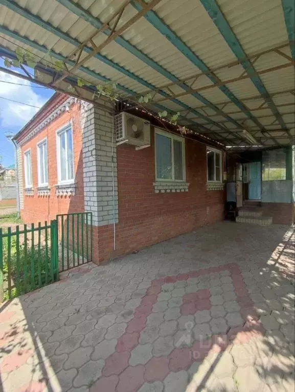 Дом в Краснодарский край, Тимашевск Южная ул., 4 (93 м) - Фото 1