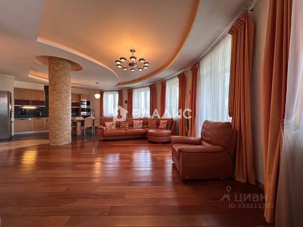 3-к кв. Санкт-Петербург просп. Ветеранов, 130 (122.8 м) - Фото 1