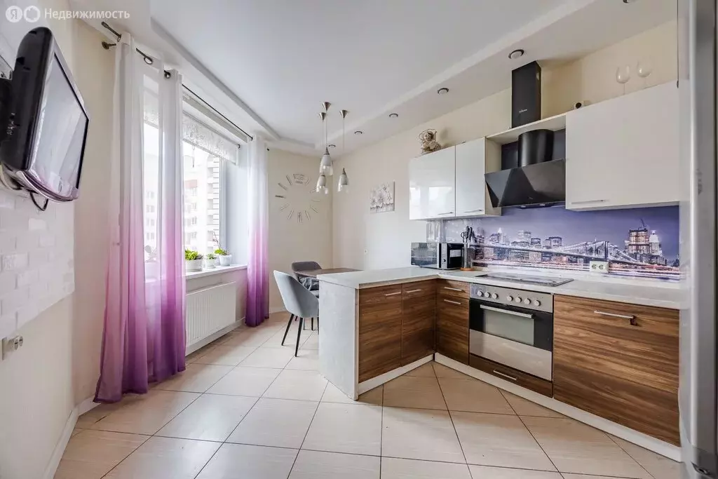 3-комнатная квартира: Санкт-Петербург, улица Ворошилова, 27к1 (91 м) - Фото 1