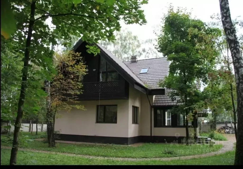 Дом в Московская область, Домодедово городской округ, д. Семивраги  ... - Фото 1