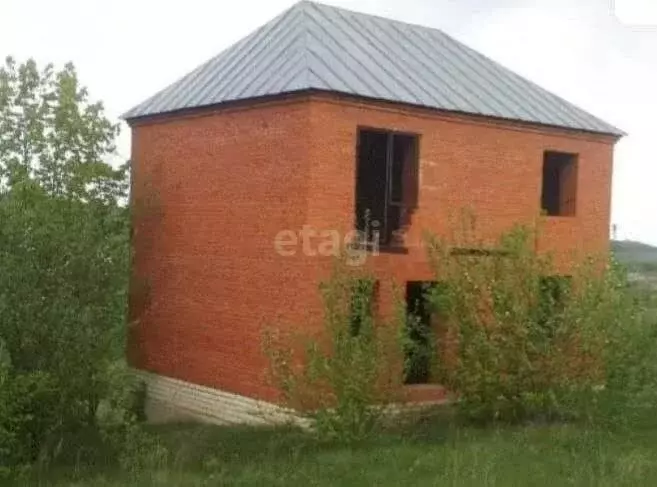 Дом в Сенгилеевский район, Новослободское сельское поселение, село ... - Фото 1