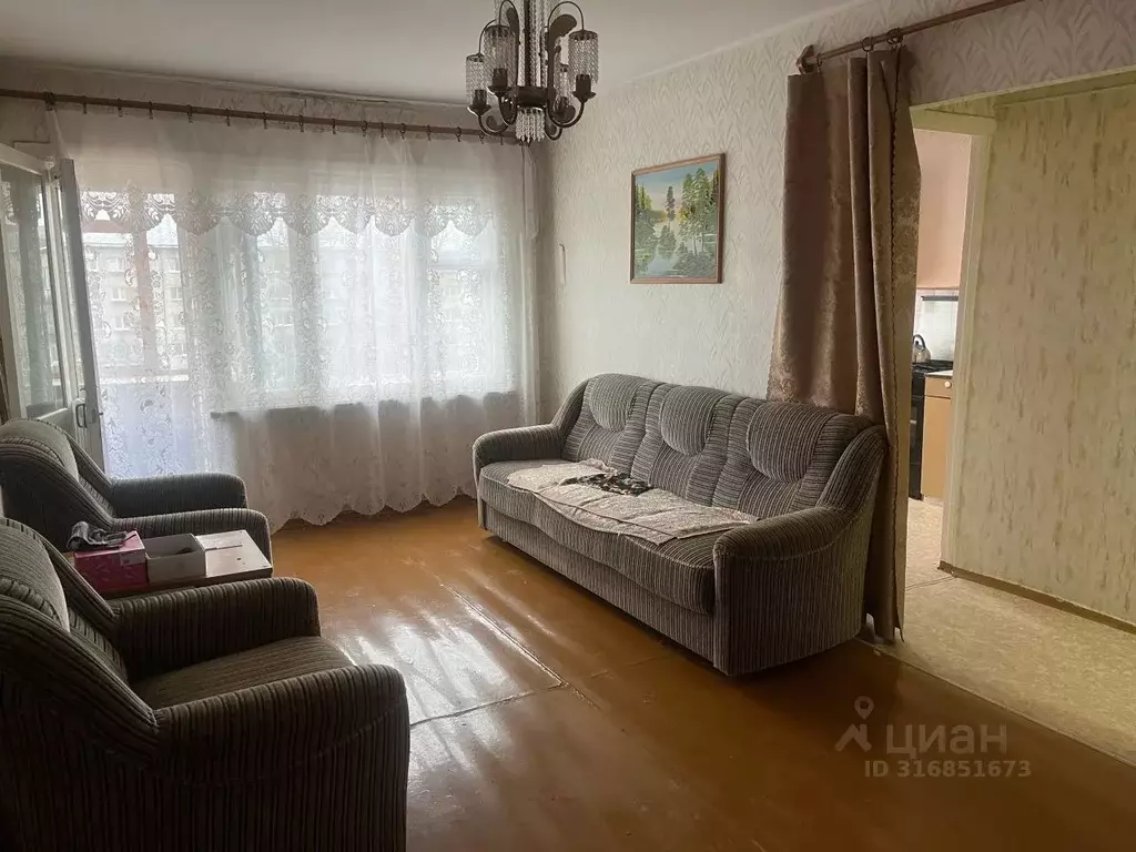 3-к кв. Пермский край, Березники ул. Парижской Коммуны, 11 (57.0 м) - Фото 0