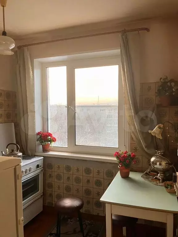 2-к. квартира, 45 м, 5/5 эт. - Фото 0