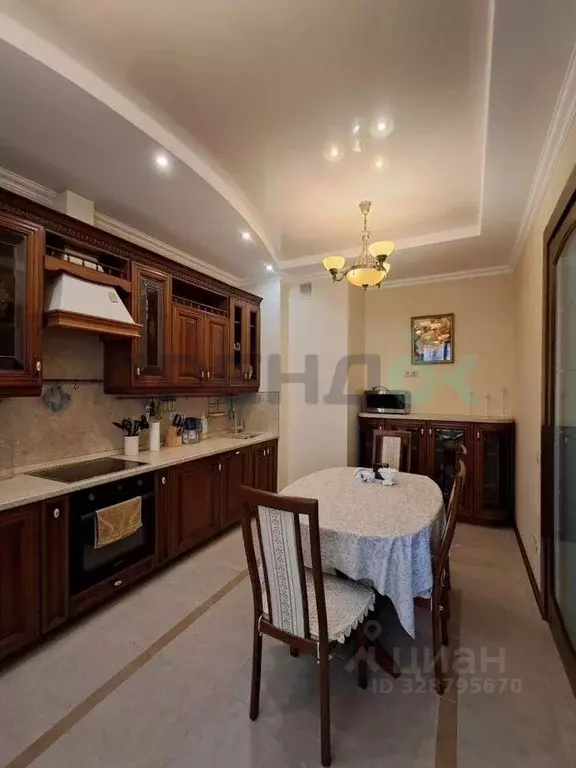 2-к кв. Татарстан, Казань ул. Адоратского, 1а (70.0 м) - Фото 1