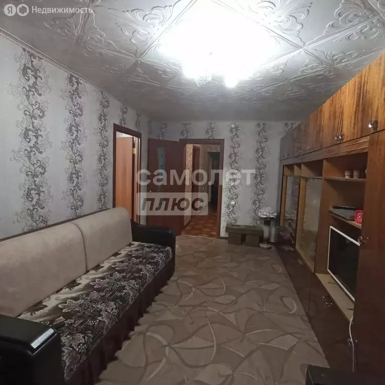 3-комнатная квартира: Кузнецк, улица Молодой Гвардии, 125 (60.5 м) - Фото 1